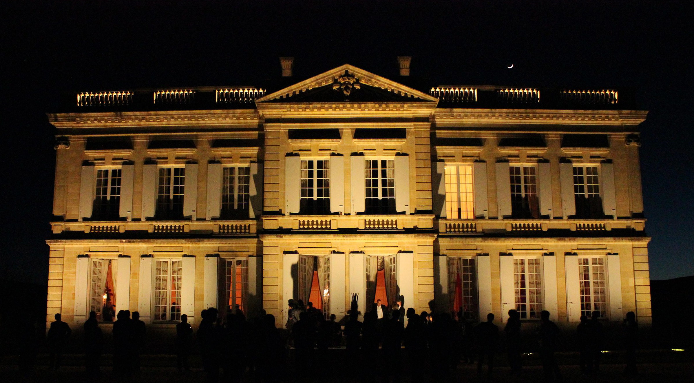 Gruaud Larose at night - Yves Beck